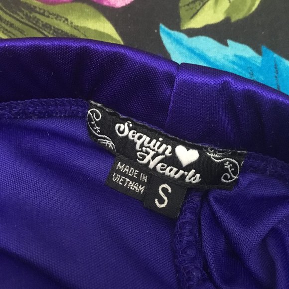 WOMEN'S REFLECTIVE DRESS PURPLE SMALL RUFFLED (S) - Picture 3 of 4